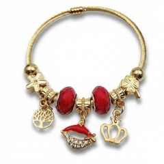 Red lips charms gold bracelet