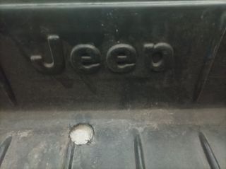 Σκαφάκι original Jeep Cherokee για το πορτμπαγκάζ