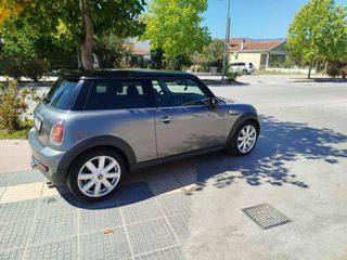 Mini Cooper S 2008-thumb-1