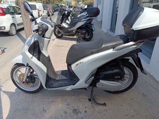 Honda SH 150 2017-thumb-1