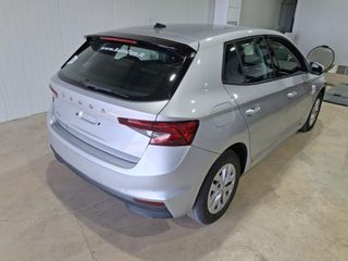 Skoda Fabia 2023 1.0 AMBITION EVO-thumb-1
