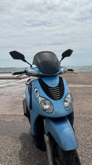 Piaggio Carnaby 200 2009 CARNABY 200-thumb-2