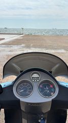 Piaggio Carnaby 200 2009 CARNABY 200-thumb-9