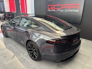 Tesla Model S 2023 Plaid-thumb-6
