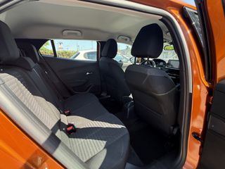 Peugeot 2008 2020 1.2 PureTech Active-thumb-12