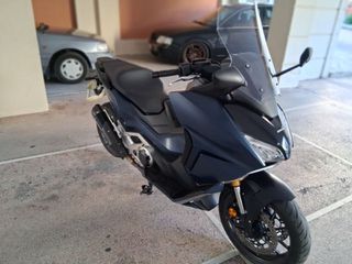 Honda Forza 750 2023