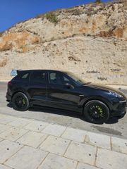 Porsche Cayenne 2016 E-Hybrid - Panorama-thumb-6