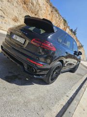 Porsche Cayenne 2016 E-Hybrid - Panorama-thumb-10