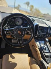Porsche Cayenne 2016 E-Hybrid - Panorama-thumb-18
