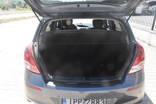 Hyundai i 20 2013-thumb-5