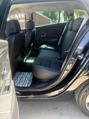 Renault Megane 2015 Bose edition-thumb-12