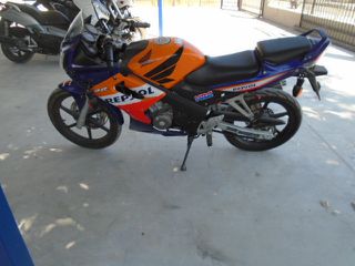 Honda CBR 125 2005 CBR125-thumb-1