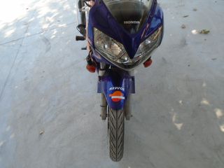 Honda CBR 125 2005 CBR125-thumb-2