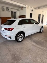 Audi A3 2023 Sportback-thumb-11