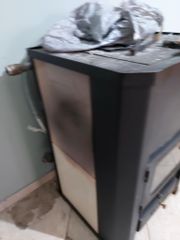 ενεργειακή σόμπα για σύνδεση με καλοριφέρ