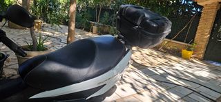 Suzuki Burgman 200 2019 ABS-thumb-7