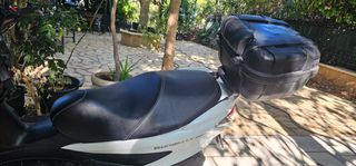 Suzuki Burgman 200 2019 ABS-thumb-8