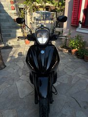 Piaggio Beverly 350 SportTouring 2013