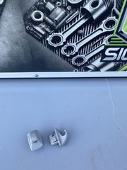 ΠΙΑΣΤΡΑΚΙΑ ΓΙΑ ΣΚΙΑΔΟ ΑΠΟ SUZUKI SX4 SCROSS 2017-2021.