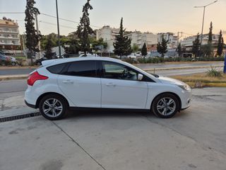 Ford Focus 2014 eco boost-thumb-5