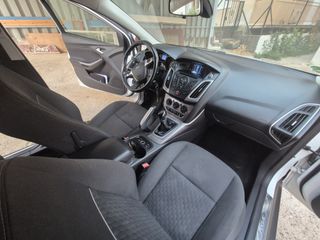 Ford Focus 2014 eco boost-thumb-10