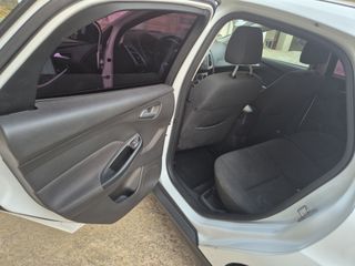 Ford Focus 2014 eco boost-thumb-22