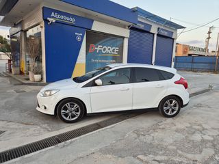 Ford Focus 2014 eco boost-thumb-1