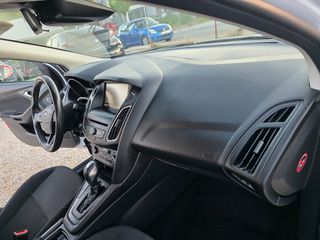 Ford Focus 2016-thumb-14