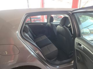 Volkswagen Golf 2015 1.6 TDI BLUEMOTION COMFORTLINE-thumb-14