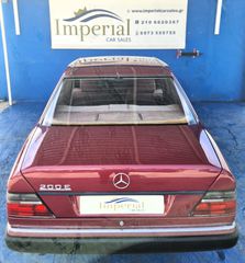 Mercedes-Benz E 200 1991-thumb-4