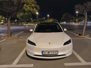 Tesla Model 3 2024 Highland-thumb-7