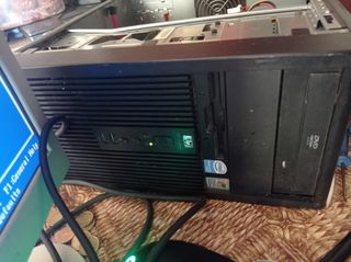 HP Compaq Desktop PC dx2200 MT