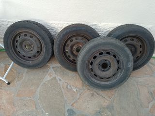 175 / 65 / 14 Πωλούνται 4 + 1 Ζαντολαστιχα Χειμερινά DUNLOP