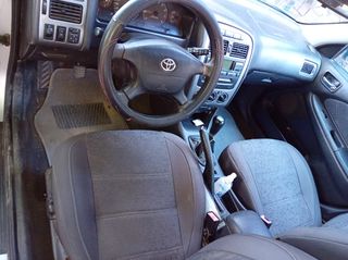 Toyota Avensis 2003 Lift back