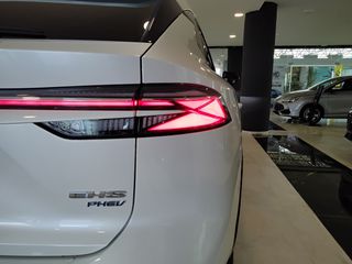Mg HS 2026 PHEV+ EXCLUSIVE (ΕΤΟΙΜΟΠΑΡΑΔΟΤΟ ΜΕ ΕΚΠΤΩΣΗ)-thumb-10