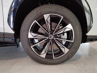 Mg HS 2026 PHEV+ EXCLUSIVE (ΕΤΟΙΜΟΠΑΡΑΔΟΤΟ ΜΕ ΕΚΠΤΩΣΗ)-thumb-35