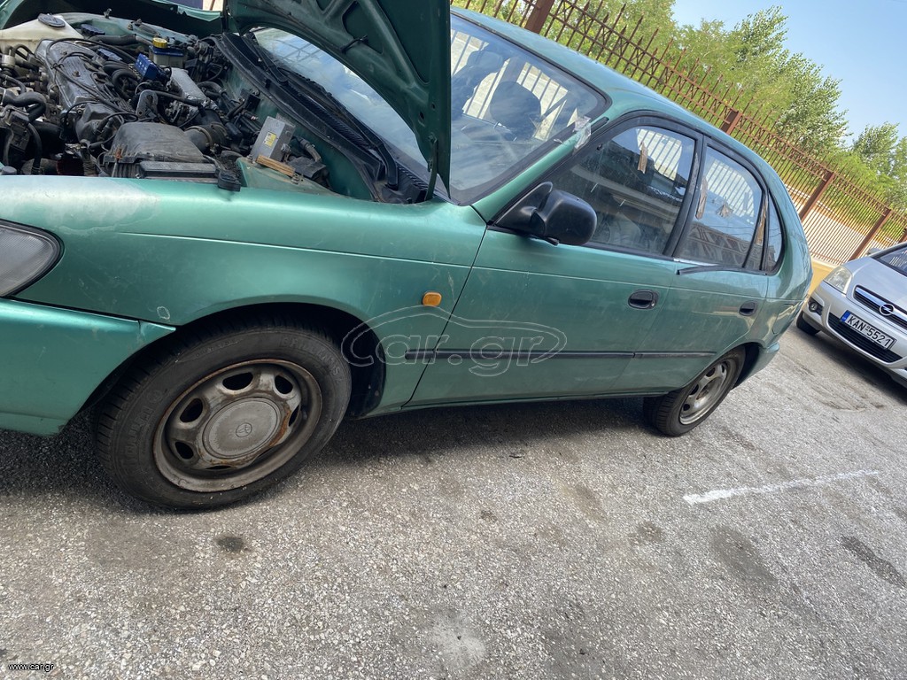 ΠΟΡΤΑ ΓΡΥΛΟΣ ΚΑΘΡΕΠΤΗΣ L TOYOTA COROLLA