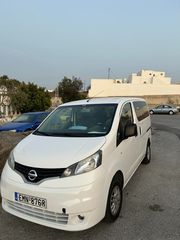 Nissan NV 200 2016