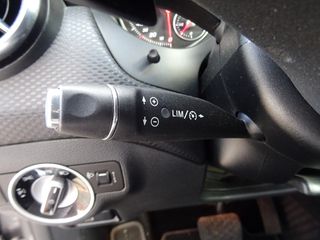Mercedes-Benz A 160 2017 CDI DIESEL-thumb-13