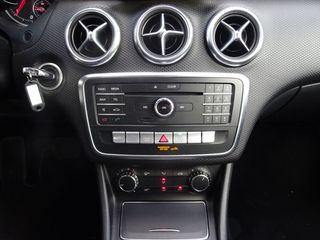 Mercedes-Benz A 160 2017 CDI DIESEL-thumb-16