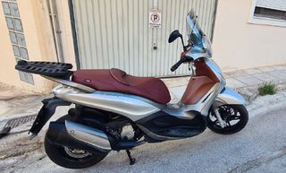 Piaggio Beverly 350 SportTouring 2012