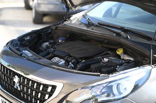 Peugeot 2008 2017 Allure-thumb-6