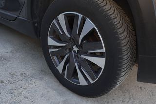 Peugeot 2008 2017 Allure-thumb-7