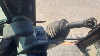 Εκσκαφέας Με Ερπύστριες CAT 2018 305,5 Ε2-thumb-10