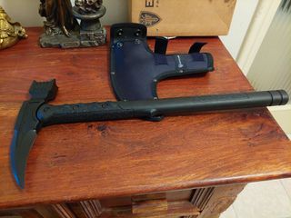 Σφυρί Tactical Elite Force EF 801 από την Umarex, με ενισχυμένη θήκη μέσης.