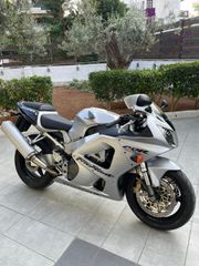 Honda CBR 929RR Fireblade 2001
