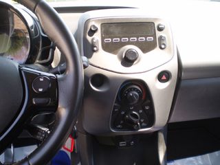 Toyota Aygo (X) 2019-thumb-8