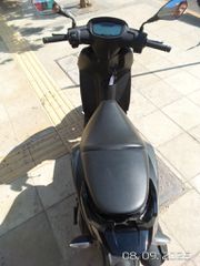 Aprilia SR 125 2024 E5-thumb-10