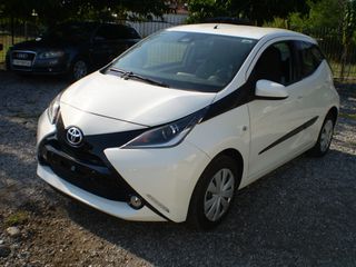 Toyota Aygo (X) 2016-thumb-2