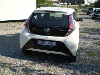 Toyota Aygo (X) 2016-thumb-4